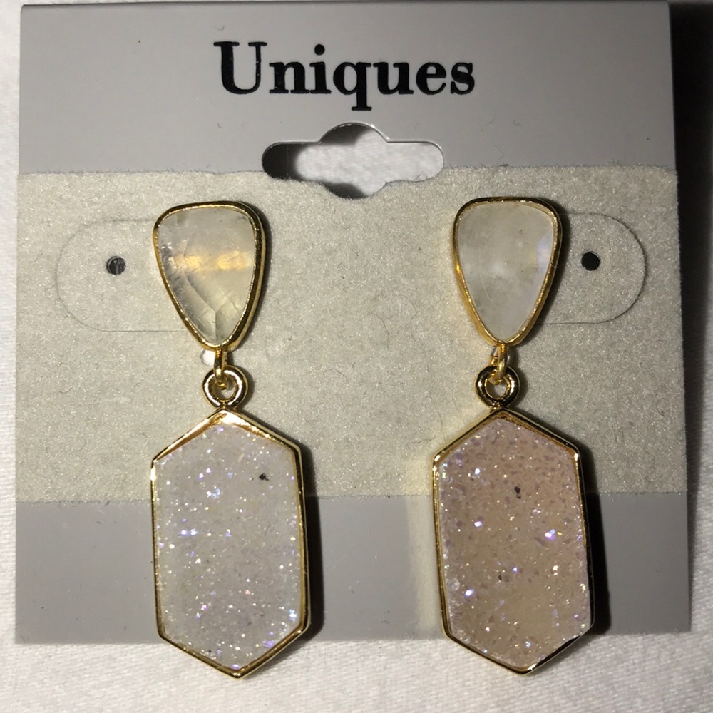 Woman’s earrings